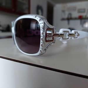 Rhinestone w silver decal UV white sunglasses